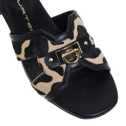 Γυναικεία Mules Μπεζ/Μαύρο Ponyskin 2/256K13 Mourtzi