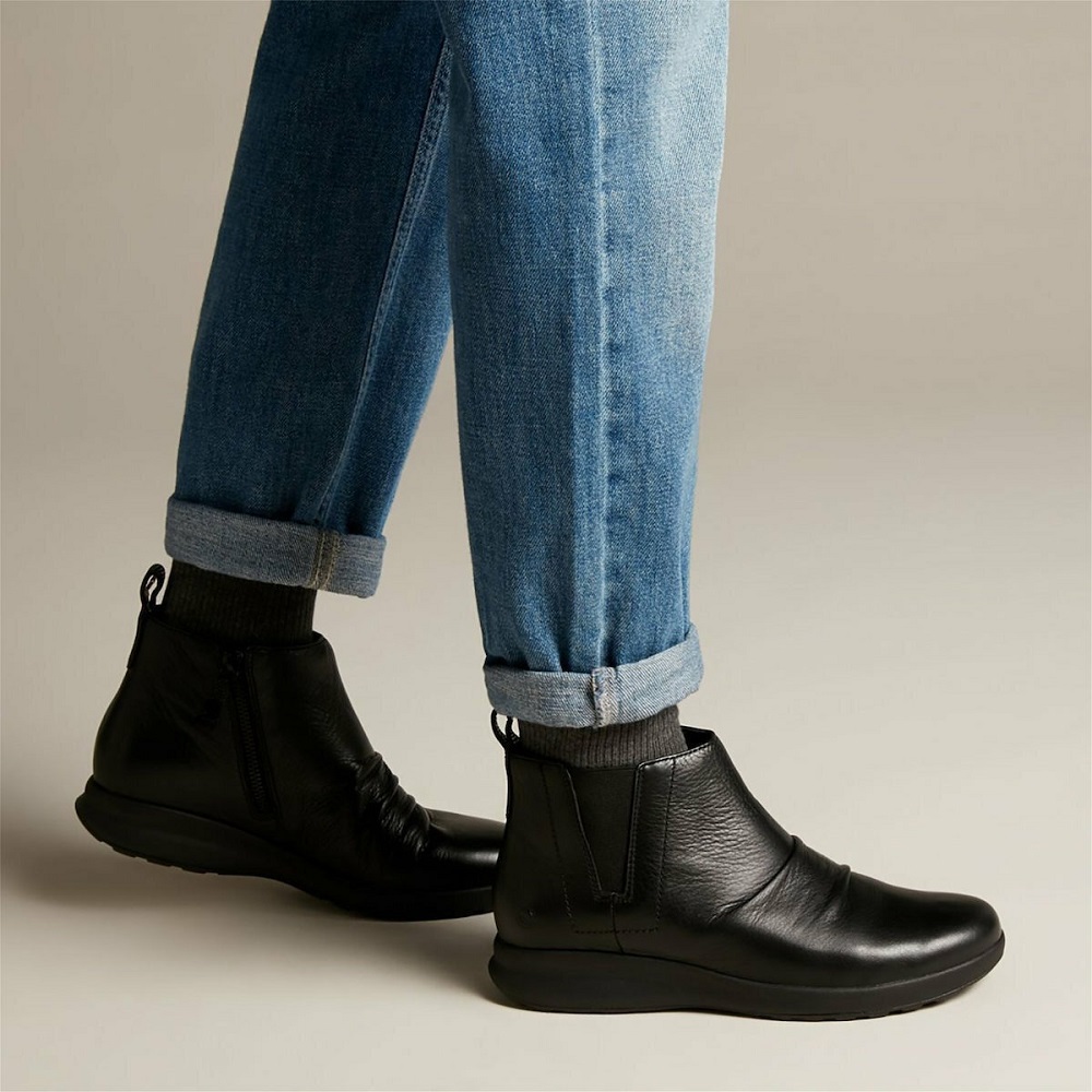 CLARKS</br>Clarks UN ADORN MID Γυναικεία Μποτάκια Μαύρο Δέρμα