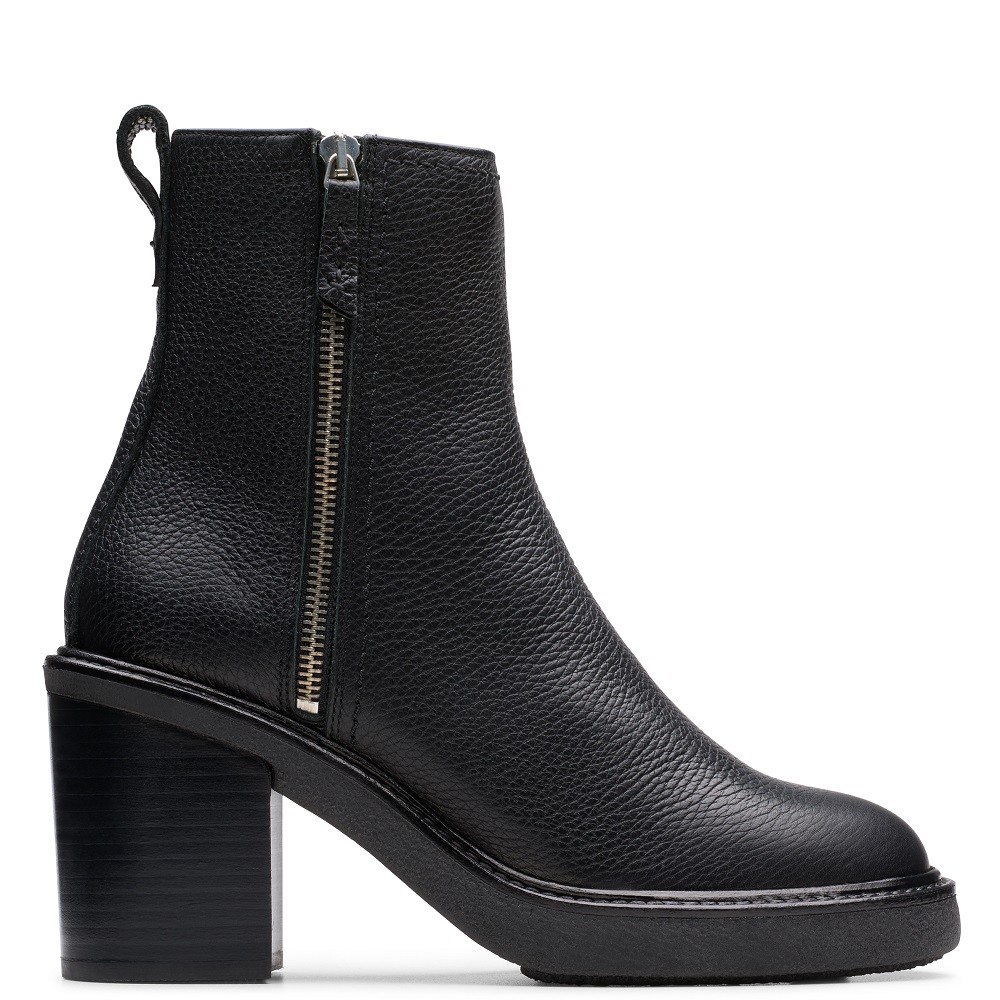 CLARKS</br>Γυναικεία Μποτάκια Μαύρο Δέρμα CASSIANO ZIP Clarks CLARKS</br>Γυναικεία Μποτάκια Μαύρο Δέρμα CASSIANO ZIP Clarks
