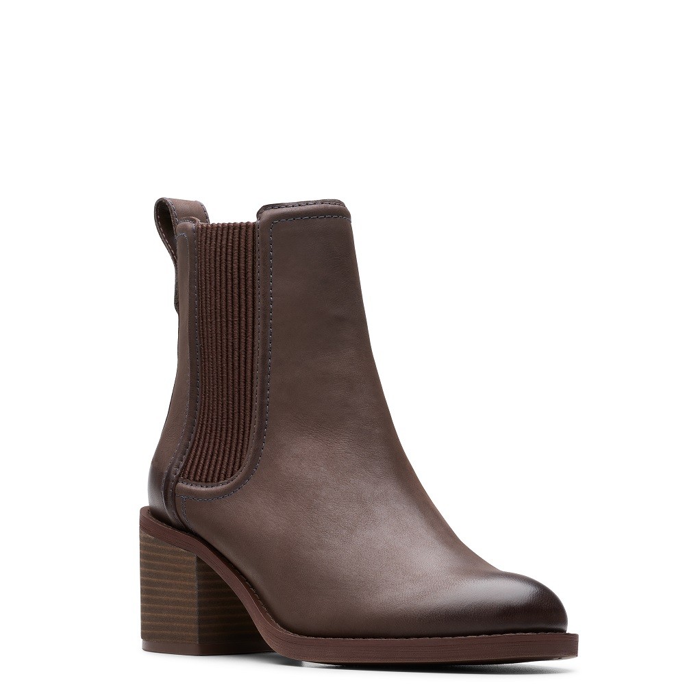 CLARKS</br>Γυναικεία Μποτάκια Καφέ Δέρμα CHAMBERLY TOP Clarks CLARKS</br>Γυναικεία Μποτάκια Καφέ Δέρμα CHAMBERLY TOP Clarks