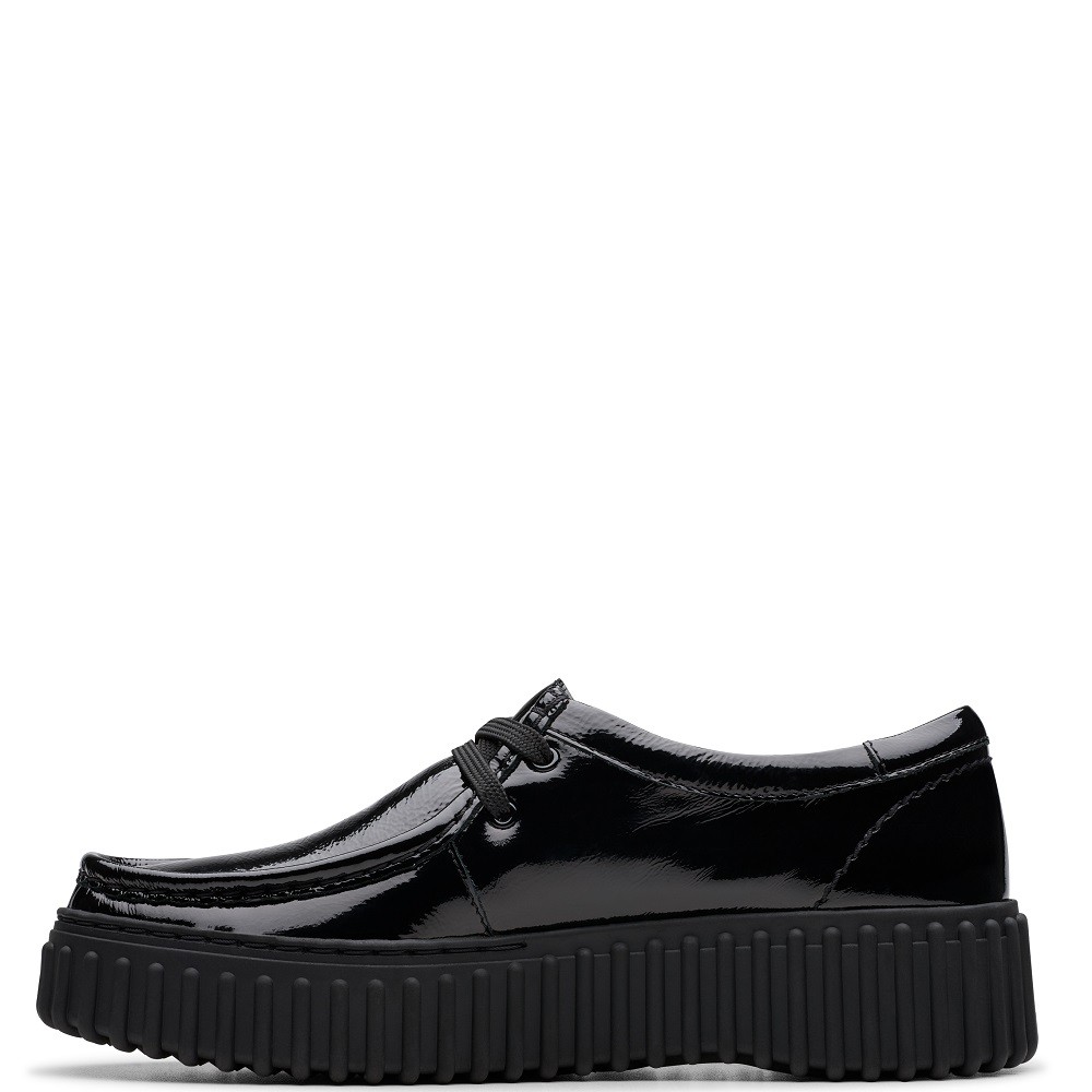 CLARKS</br>Γυναικεία Casual Παπούτσια Μαύρο Λουστρίνι TORHILL BEE Clarks CLARKS</br>Γυναικεία Casual Παπούτσια Μαύρο Λουστρίνι TORHILL BEE Clarks