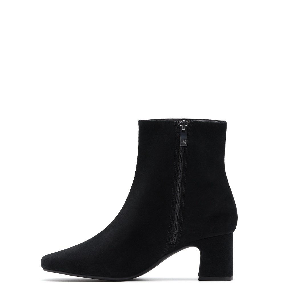 CLARKS</br>Clarks FERNIE ZIP Γυναικεία Μποτάκια Μαύρο Suede