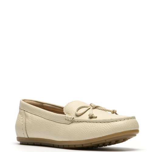 Clarks ELLIOTTE SAIL Γυναικεία Μοκασίνια Εκρού Δέρμα