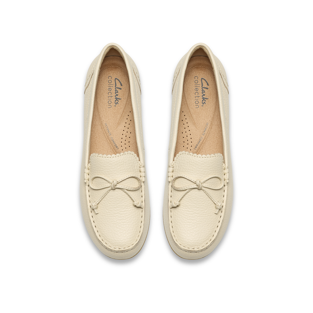 CLARKS</br>Clarks ELLIOTTE SAIL Γυναικεία Μοκασίνια Εκρού Δέρμα