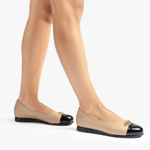 Γυναικείες Μπαλαρίνες Μπεζ/Μαύρο Δέρμα ACARI Unisa