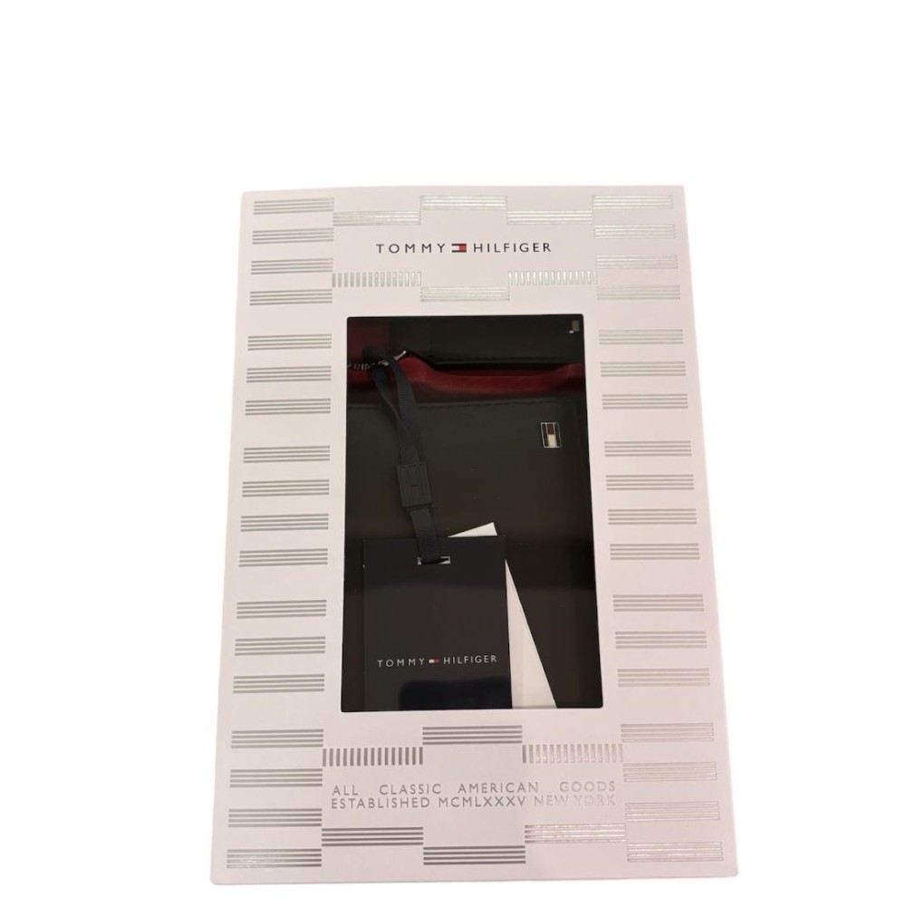TOMMY HILFIGER</br>Ανδρικό Σετ Πορτοφόλι & Μπρελόκ Μαύρο Leather Wallet & Key Fob Gift Set AM0AM07931-BDS Tommy Hilfiger