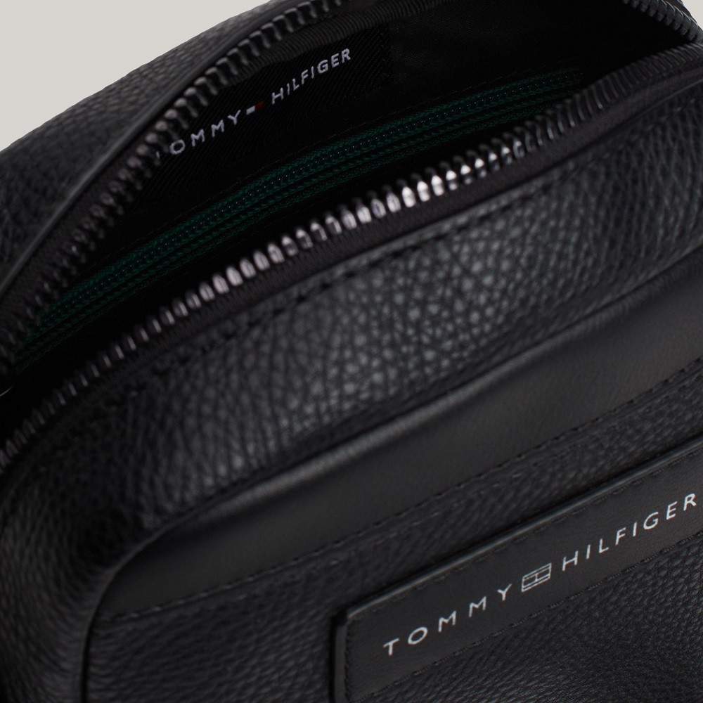TOMMY HILFIGER</br>Ανδρική Τσάντα Crossbody Μαύρο TH Business Mini Reporter Bag AM0AM12711-BDS Tommy Hilfiger