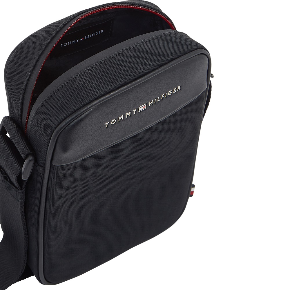 TOMMY HILFIGER</br>Tommy Hilfiger TH Foundation Mini Reporter Bag AM0AM13624-BDS Ανδρική Τσάντα Crossbody Μαύρο TOMMY HILFIGER</br>Tommy Hilfiger TH Foundation Mini Reporter Bag AM0AM13624-BDS Ανδρική Τσάντα Crossbody Μαύρο