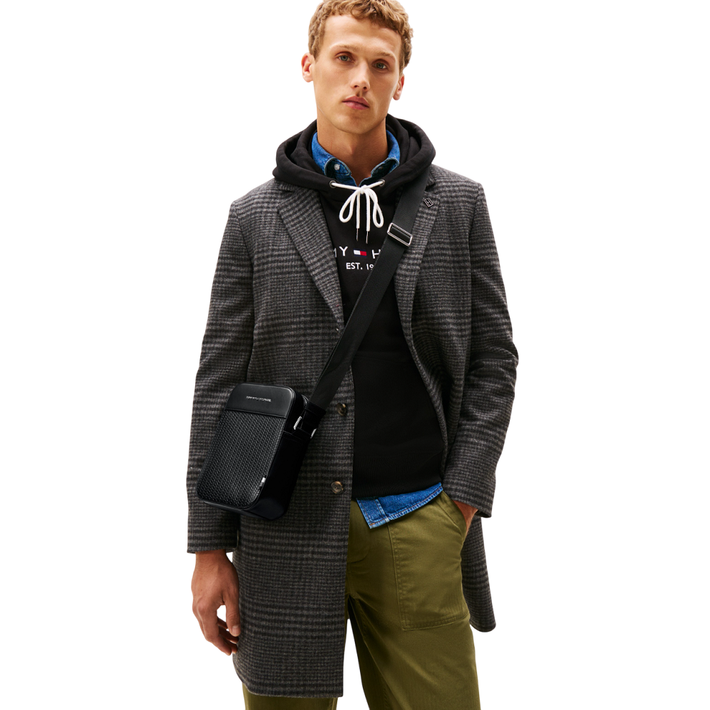 TOMMY HILFIGER</br>Tommy Hilfiger TH Woven Mini Reporter Bag AM0AM13661-BDS Ανδρική Τσάντα Crossbody Μαύρο TOMMY HILFIGER</br>Tommy Hilfiger TH Woven Mini Reporter Bag AM0AM13661-BDS Ανδρική Τσάντα Crossbody Μαύρο