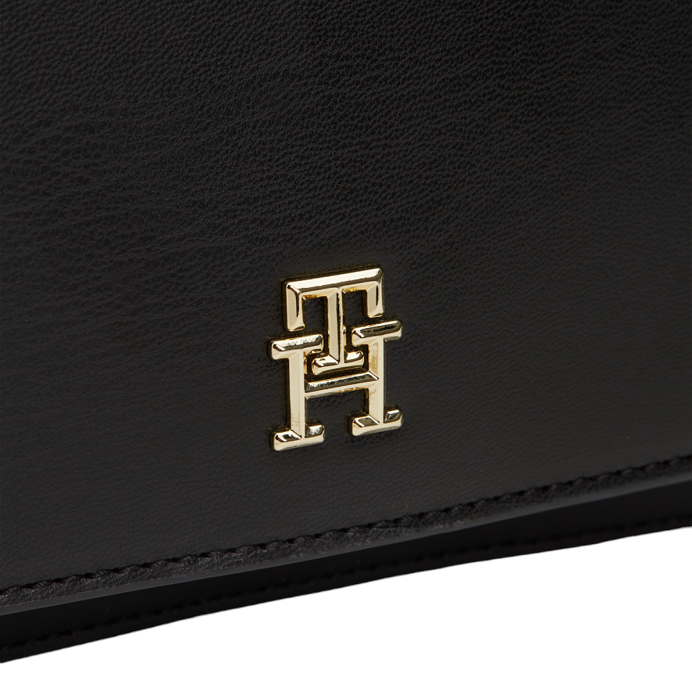 TOMMY HILFIGER</br>Γυναικεία Τσάντα Crossbody Μαύρο AW0AW16109-BDS Tommy Hilfiger