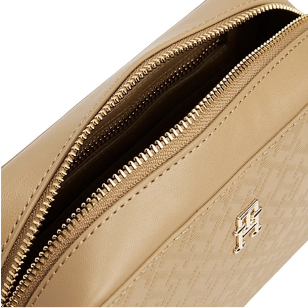 TOMMY HILFIGER</br>Γυναικεία Τσάντα Χιαστή Μπεζ Th Distinct Camera Bag Monogram AW0AW17221-RBC Tommy Hilfiger