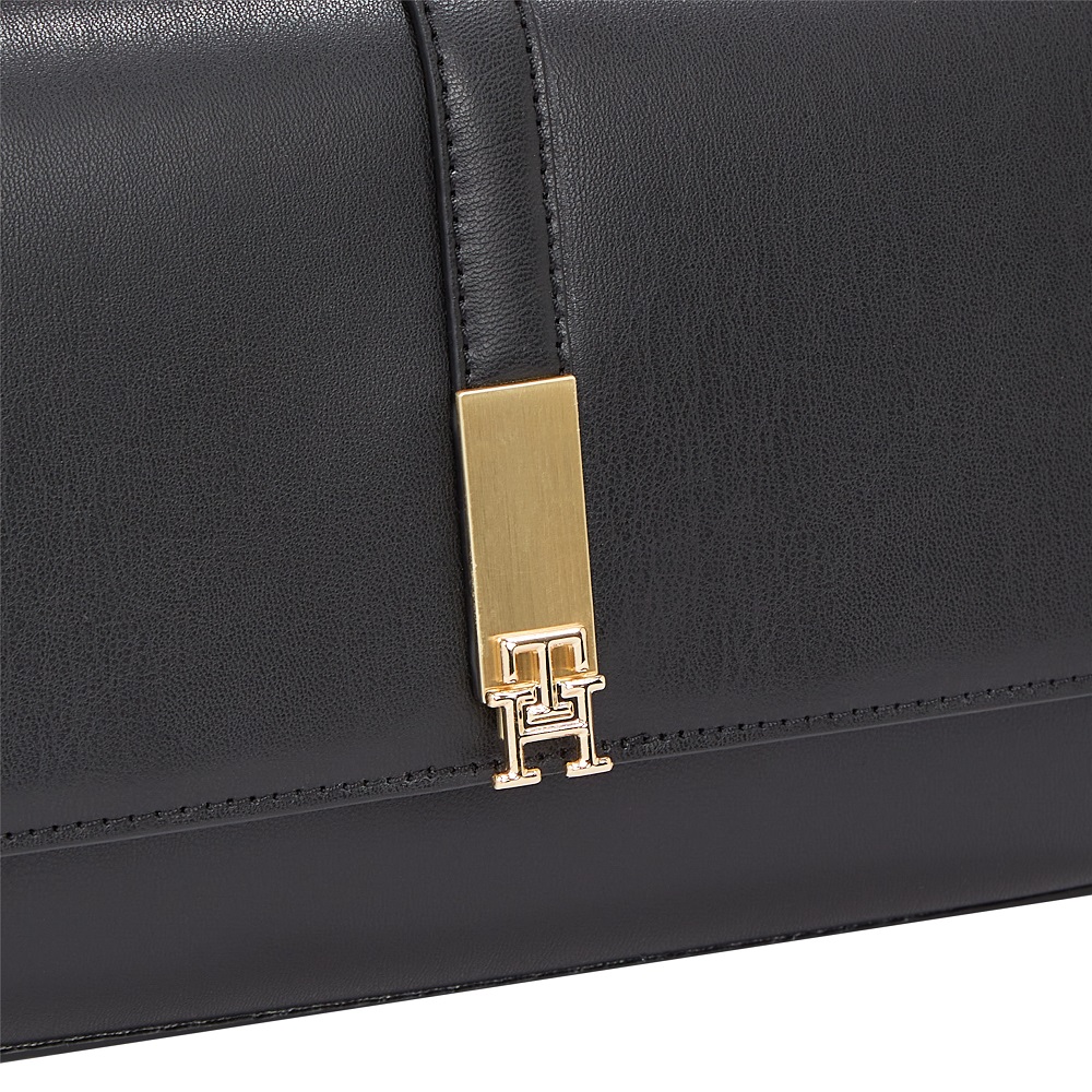 TOMMY HILFIGER</br>Γυναικεία Τσάντα Χιαστή Μαύρη Th Heitage Conv Crossover Chain AW0AW17223-BDS Tommy Hilfiger