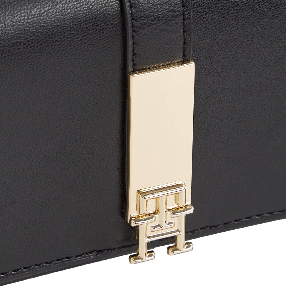 TOMMY HILFIGER</br>Γυναικείο Πορτοφόλι Μαύρο AW0AW17369-BDS Tommy Hilfiger