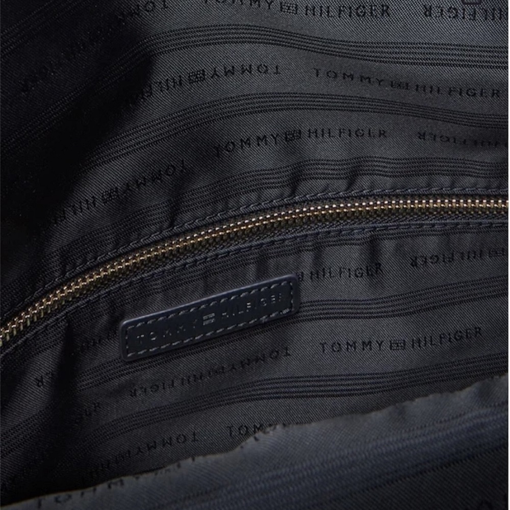 TOMMY HILFIGER</br>Γυναικεία Τσάντα Χιαστή Μπλε Th Logotape Med Crossover AW0AW17692-DW6 Tommy Hilfiger
