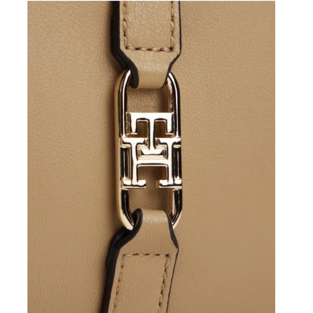 TOMMY HILFIGER</br>Tommy Hilfiger AW0AW17752-RBC Γυναικείο Πορτοφόλι Μπεζ Th Icon Lrg Za TOMMY HILFIGER</br>Tommy Hilfiger AW0AW17752-RBC Γυναικείο Πορτοφόλι Μπεζ Th Icon Lrg Za