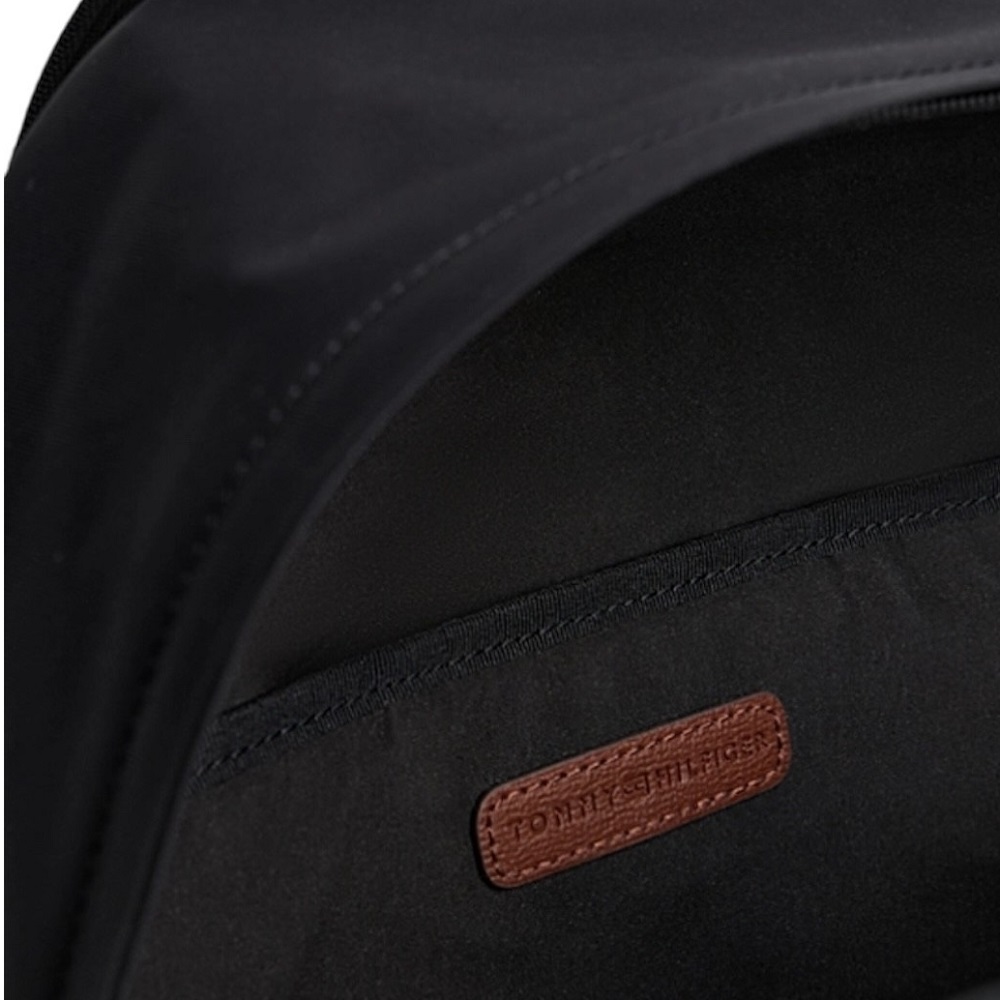TOMMY HILFIGER</br>Γυναικεία Τσάντα Backpack Μαύρο Th Monogram Dome AW0AW17939-BDS Tommy Hilfiger