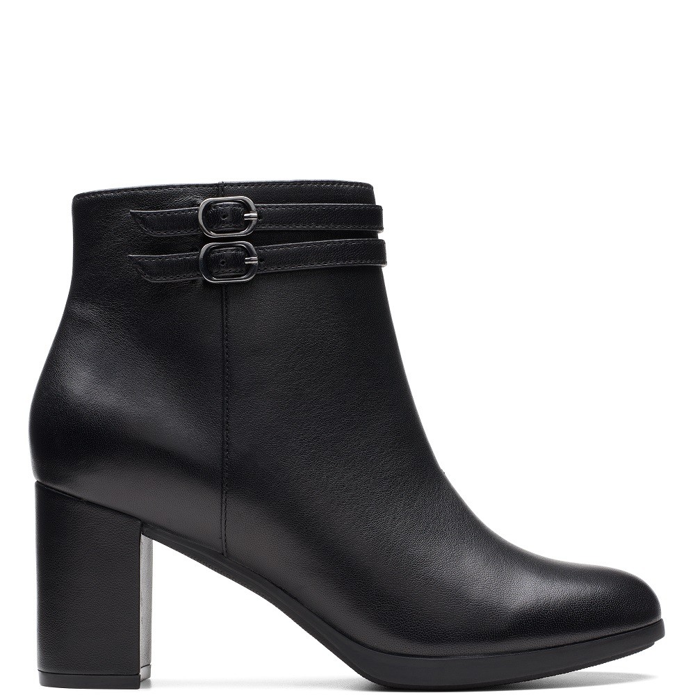 CLARKS</br>Γυναικεία Μποτάκια Μαύρο Δέρμα BAYLA LIGHT Clarks