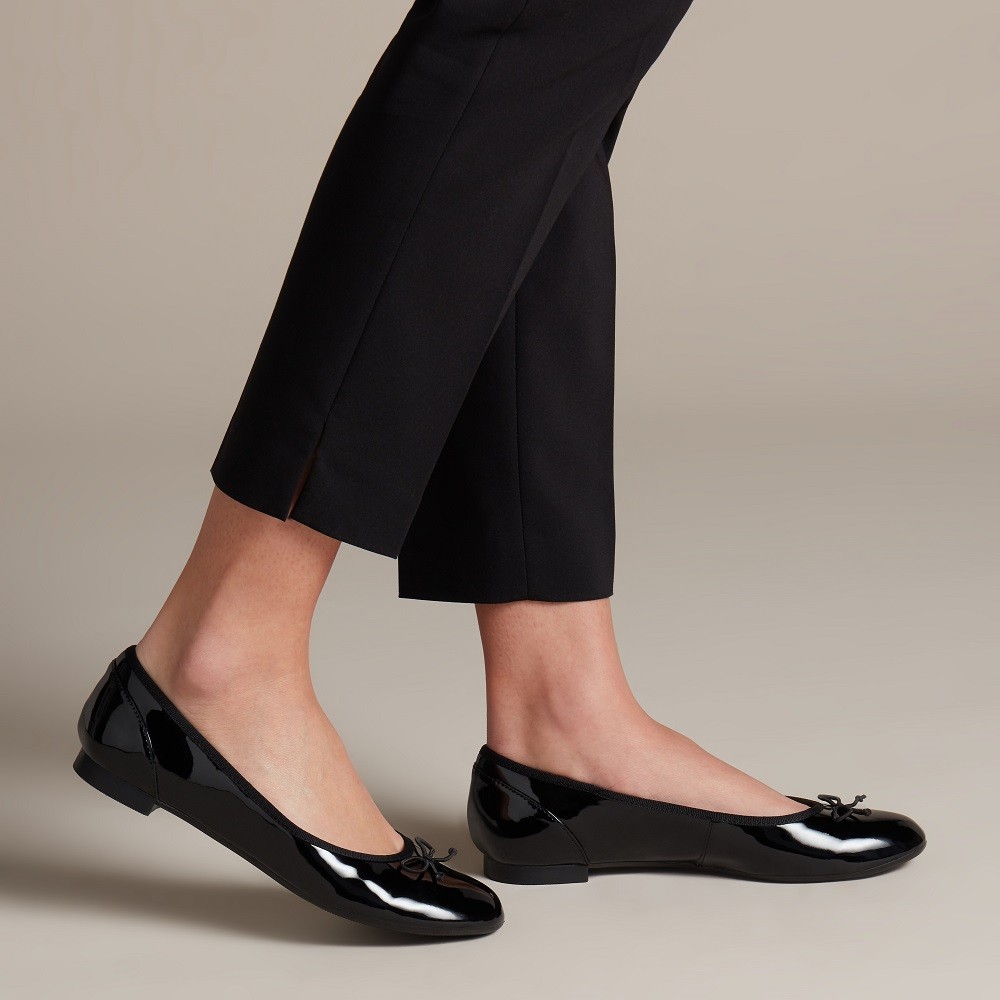 CLARKS</br>Γυναικείες Μπαλαρίνες Μαύρο Λουστρίνι COUTURE BLOOM Clarks CLARKS</br>Γυναικείες Μπαλαρίνες Μαύρο Λουστρίνι COUTURE BLOOM Clarks