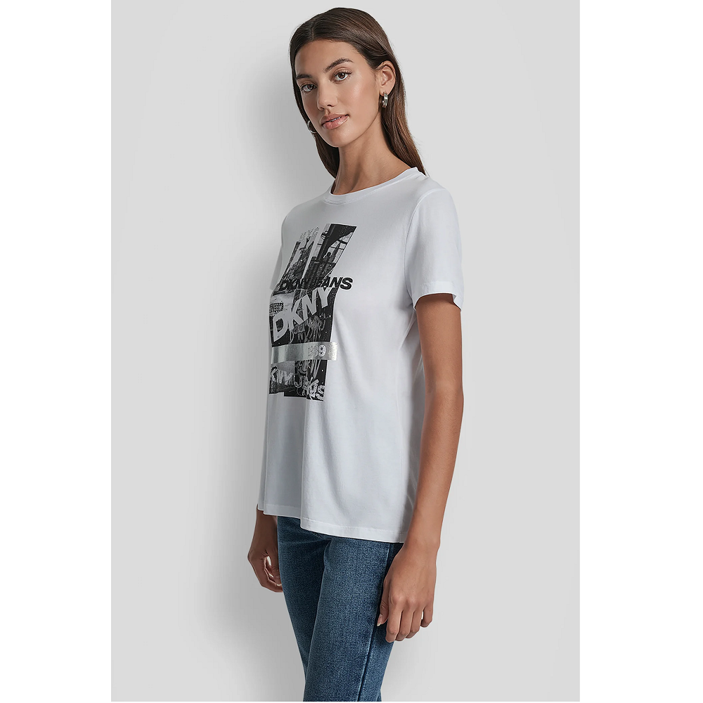 DKNY</br>DKNY DJ5T1634-OK1 Γυναικείο T-shirt Λευκό/Μαύρο/Ασημί DKNY</br>DKNY DJ5T1634-OK1 Γυναικείο T-shirt Λευκό/Μαύρο/Ασημί