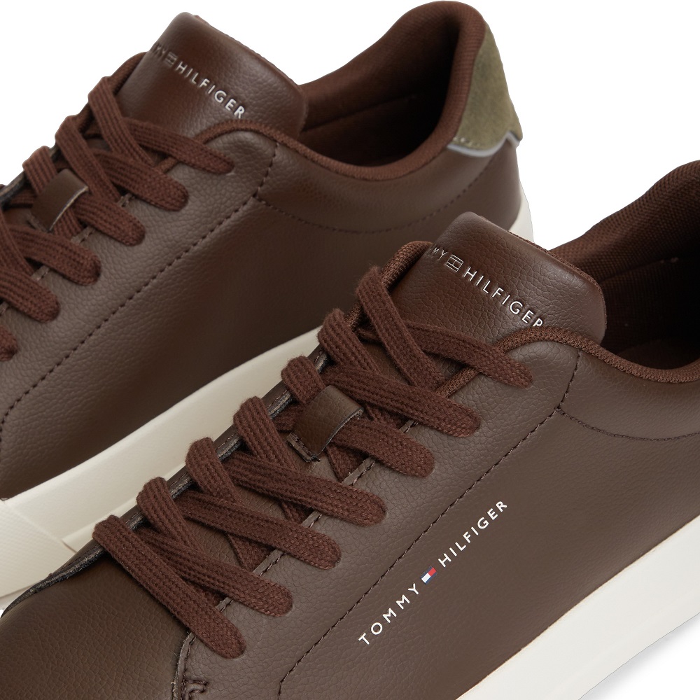 TOMMY HILFIGER</br>Tommy Hilfiger Court Core Leather Detail Essential FM0FM05367-0HH Ανδρικά Sneakers Καφέ Δέρμα TOMMY HILFIGER</br>Tommy Hilfiger Court Core Leather Detail Essential FM0FM05367-0HH Ανδρικά Sneakers Καφέ Δέρμα