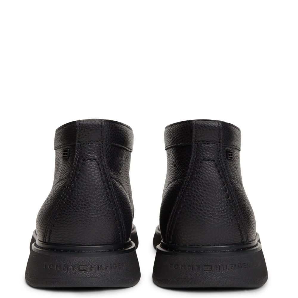 TOMMY HILFIGER</br>Tommy Hilfiger Comfort Leather Chukka FM0FM06075-BDS Ανδρικά Μποτάκια Μαύρο Δέρμα TOMMY HILFIGER</br>Tommy Hilfiger Comfort Leather Chukka FM0FM06075-BDS Ανδρικά Μποτάκια Μαύρο Δέρμα