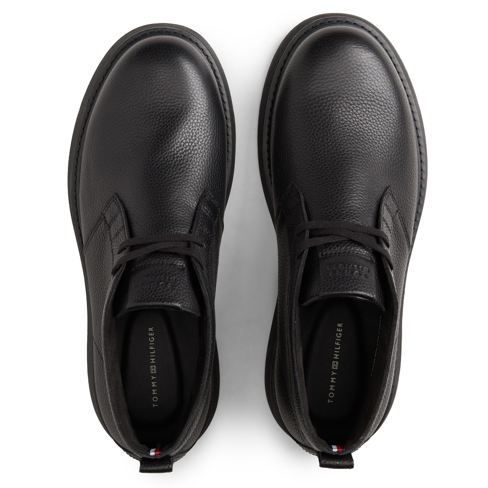 TOMMY HILFIGER</br>Tommy Hilfiger Comfort Leather Chukka FM0FM06075-BDS Ανδρικά Μποτάκια Μαύρο Δέρμα TOMMY HILFIGER</br>Tommy Hilfiger Comfort Leather Chukka FM0FM06075-BDS Ανδρικά Μποτάκια Μαύρο Δέρμα