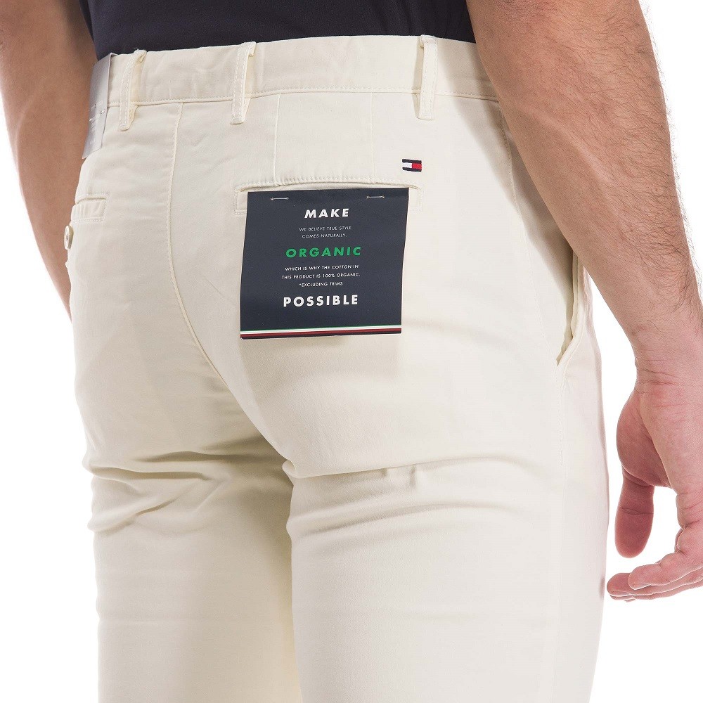 TOMMY HILFIGER</br>Ανδρικό Παντελόνι Εκρού Denton THFlex Satin Chino Straight MW0MW13286-YBR Tommy Hilfiger TOMMY HILFIGER</br>Ανδρικό Παντελόνι Εκρού Denton THFlex Satin Chino Straight MW0MW13286-YBR Tommy Hilfiger