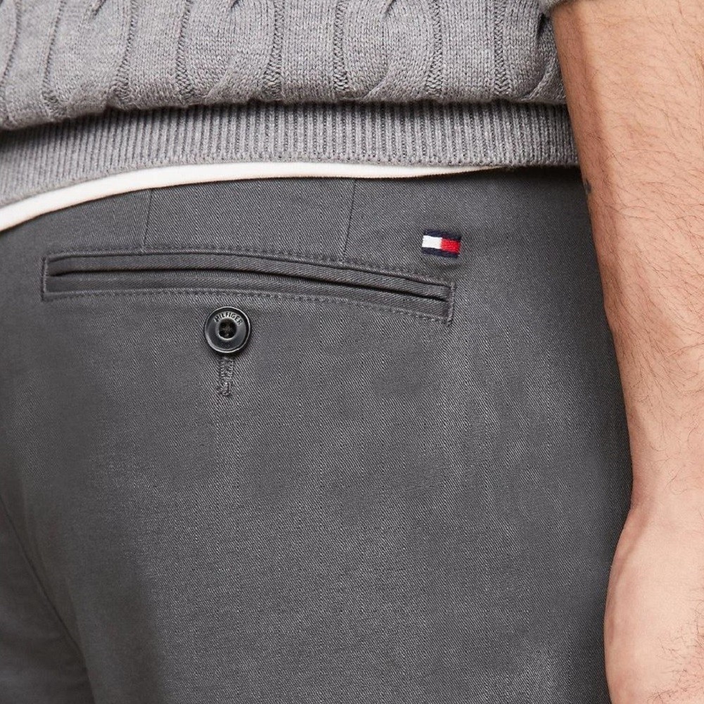 TOMMY HILFIGER</br>Ανδρικό Παντελόνι Γκρι Denton Chino Essential Twill Straight MW0MW24872-PTY Tommy Hilfiger TOMMY HILFIGER</br>Ανδρικό Παντελόνι Γκρι Denton Chino Essential Twill Straight MW0MW24872-PTY Tommy Hilfiger