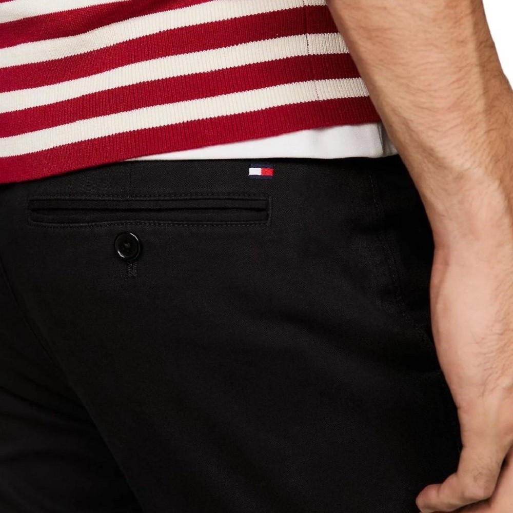 TOMMY HILFIGER</br>Ανδρικό Παντελόνι Μαύρο 1985 Chino Bleecker THFlex Slim MW0MW26619-BDS Tommy Hilfiger TOMMY HILFIGER</br>Ανδρικό Παντελόνι Μαύρο 1985 Chino Bleecker THFlex Slim MW0MW26619-BDS Tommy Hilfiger