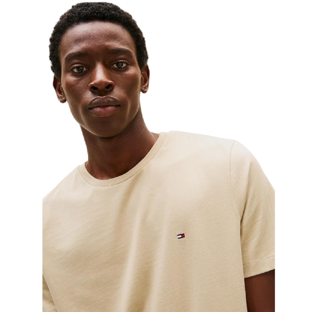 TOMMY HILFIGER</br>Ανδρικό T-shirt Μπεζ Essential Regular Fit MW0MW39995-RBT Tommy Hilfiger TOMMY HILFIGER</br>Ανδρικό T-shirt Μπεζ Essential Regular Fit MW0MW39995-RBT Tommy Hilfiger