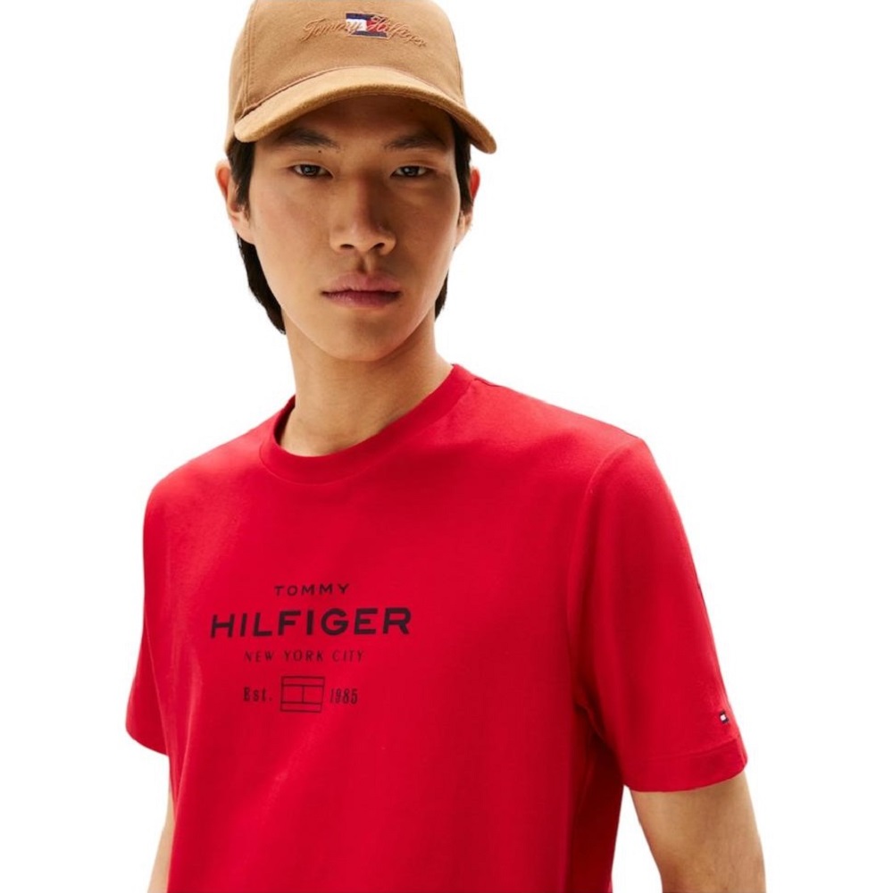 TOMMY HILFIGER</br>Tommy Hilfiger Stack Graphic Tee MW0MW40002-XLD Ανδρικό T-shirt Κόκκινο Regular TOMMY HILFIGER</br>Tommy Hilfiger Stack Graphic Tee MW0MW40002-XLD Ανδρικό T-shirt Κόκκινο Regular