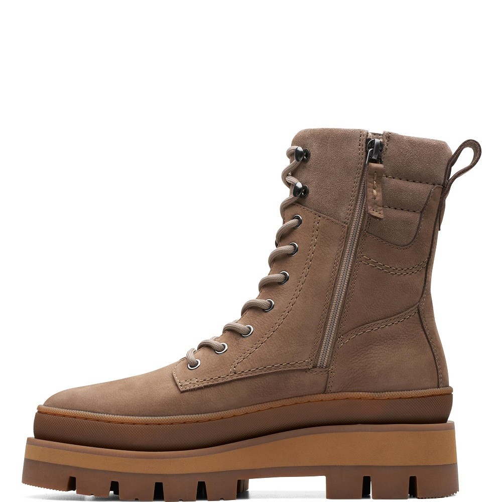 CLARKS</br>Γυναικεία Μποτάκια Πούρο Nubuck ORIANNA2 HIKE Clarks CLARKS</br>Γυναικεία Μποτάκια Πούρο Nubuck ORIANNA2 HIKE Clarks
