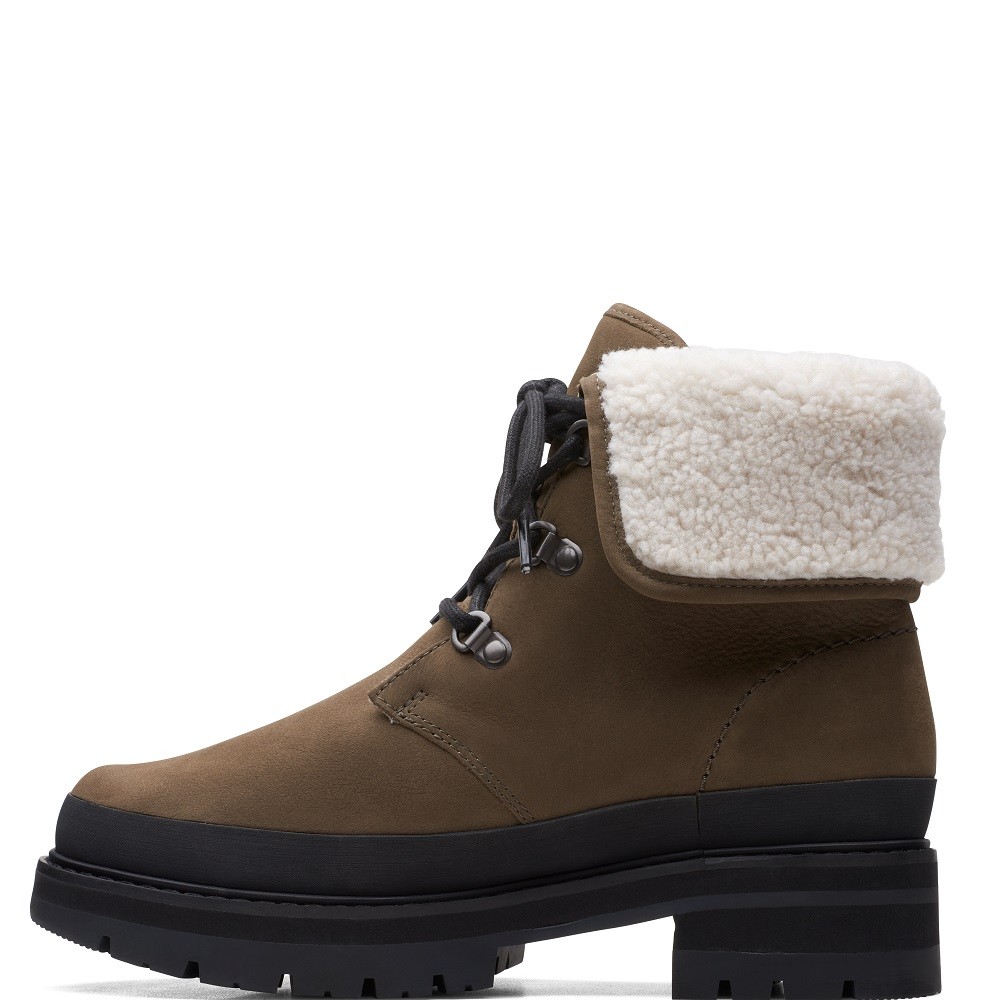 CLARKS</br>Γυναικεία Μποτάκια Λαδί Nubuck ORIANNA TURN Clarks CLARKS</br>Γυναικεία Μποτάκια Λαδί Nubuck ORIANNA TURN Clarks