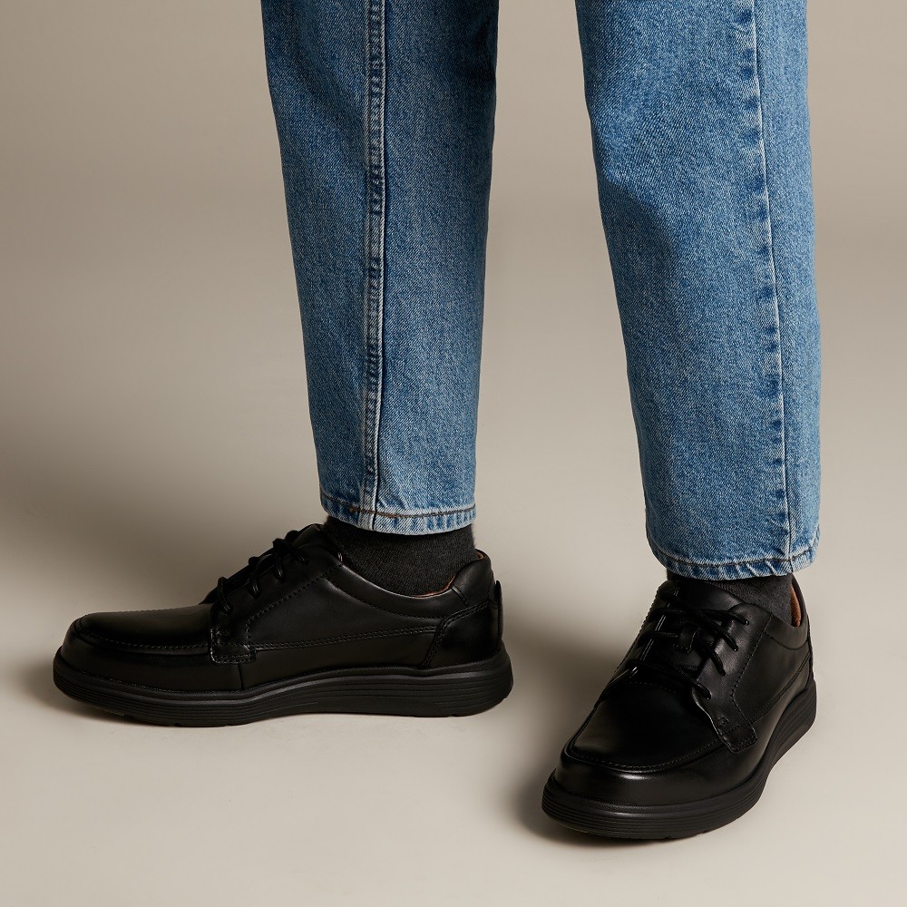 CLARKS</br>Ανδρικά Δετά Παπούτσια Μαύρο Δέρμα UN ABODE EASE (H) Clarks CLARKS</br>Ανδρικά Δετά Παπούτσια Μαύρο Δέρμα UN ABODE EASE (H) Clarks