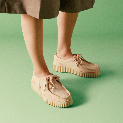 Γυναικεία Casual Παπούτσια Εκρού Suede TORHILL BEE Clarks Γυναικεία Casual Παπούτσια Εκρού Suede TORHILL BEE Clarks