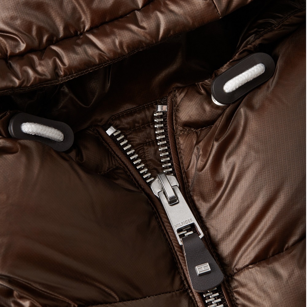 TOMMY HILFIGER</br>Tommy Hilfiger WW0WW48541-GOP Γυναικείο Αδιάβροχο Μπουφάν Καφέ Super Light Hw Down Relaxed TOMMY HILFIGER</br>Tommy Hilfiger WW0WW48541-GOP Γυναικείο Αδιάβροχο Μπουφάν Καφέ Super Light Hw Down Relaxed